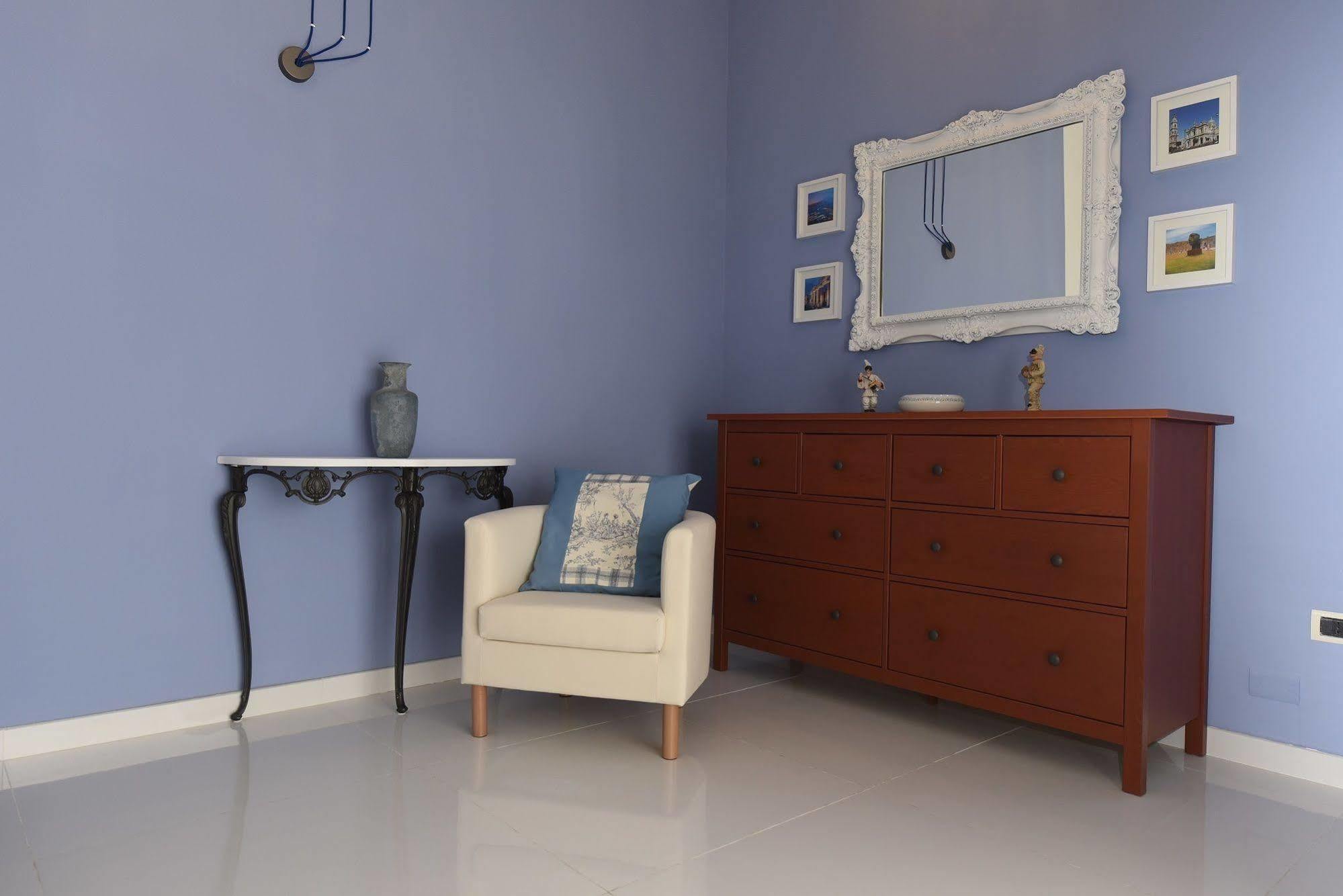 Evita House B&B Помпей Екстериор снимка