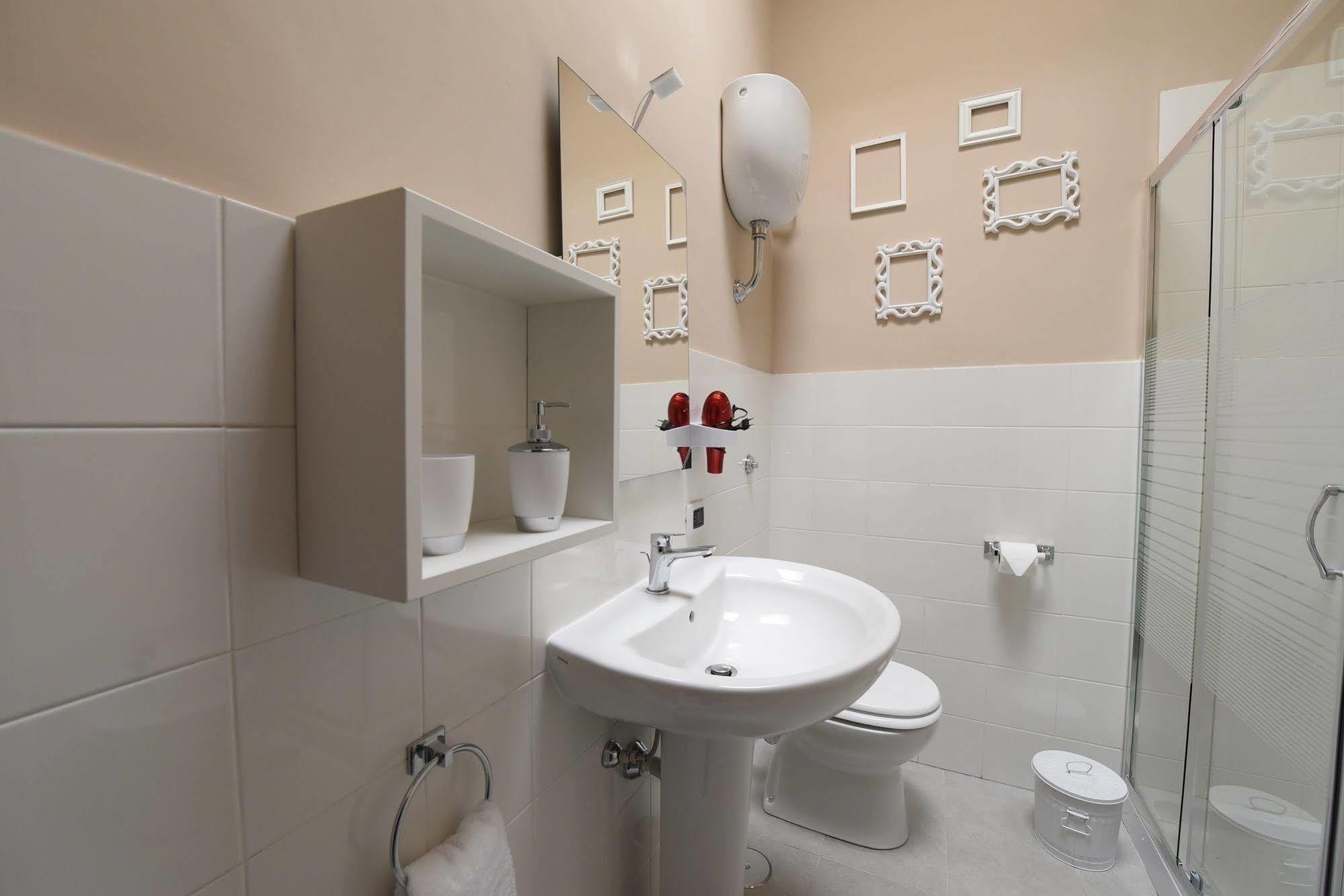 Evita House B&B Помпей Екстериор снимка